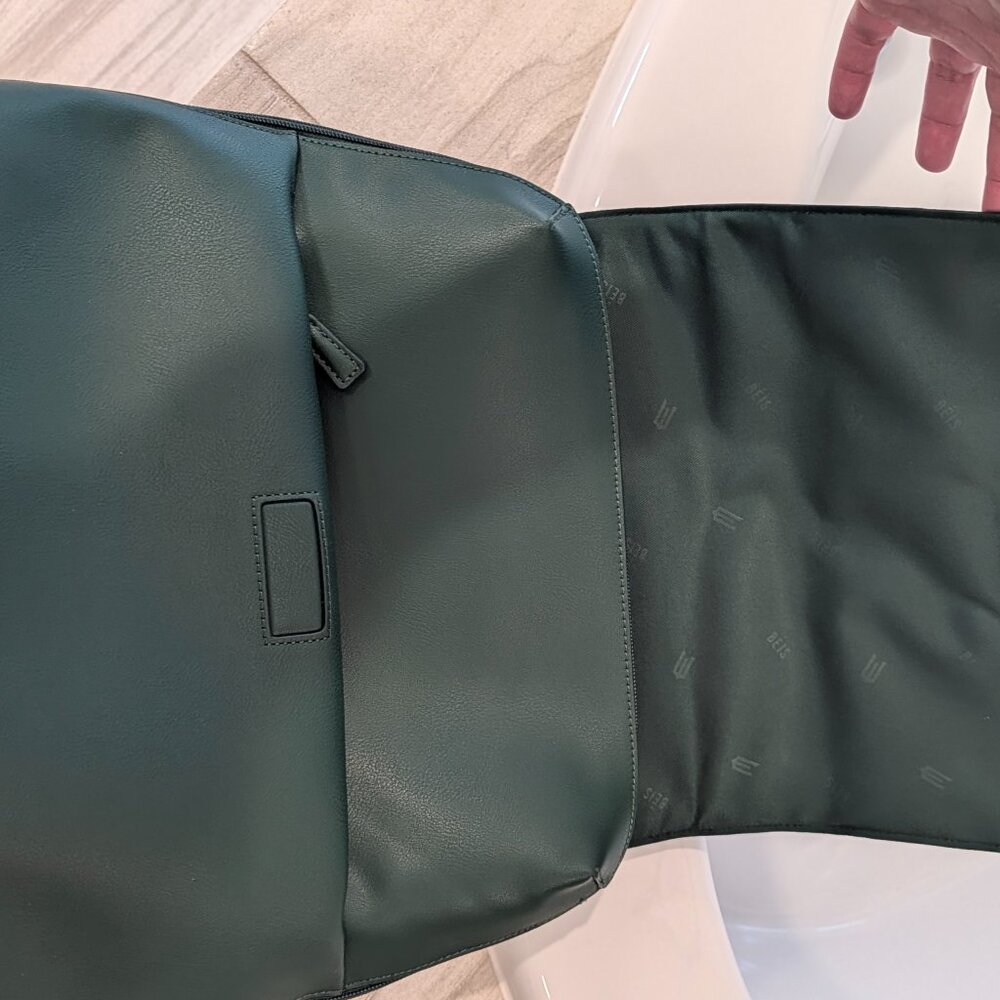 Beis Wicked Backpack in Wicked Green NWOT - Picture 4 of 5